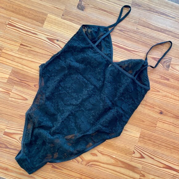 NWT Los Angeles Apparel Floral Lace Bra Bodysuit Size Large - Picture 3 of 7
